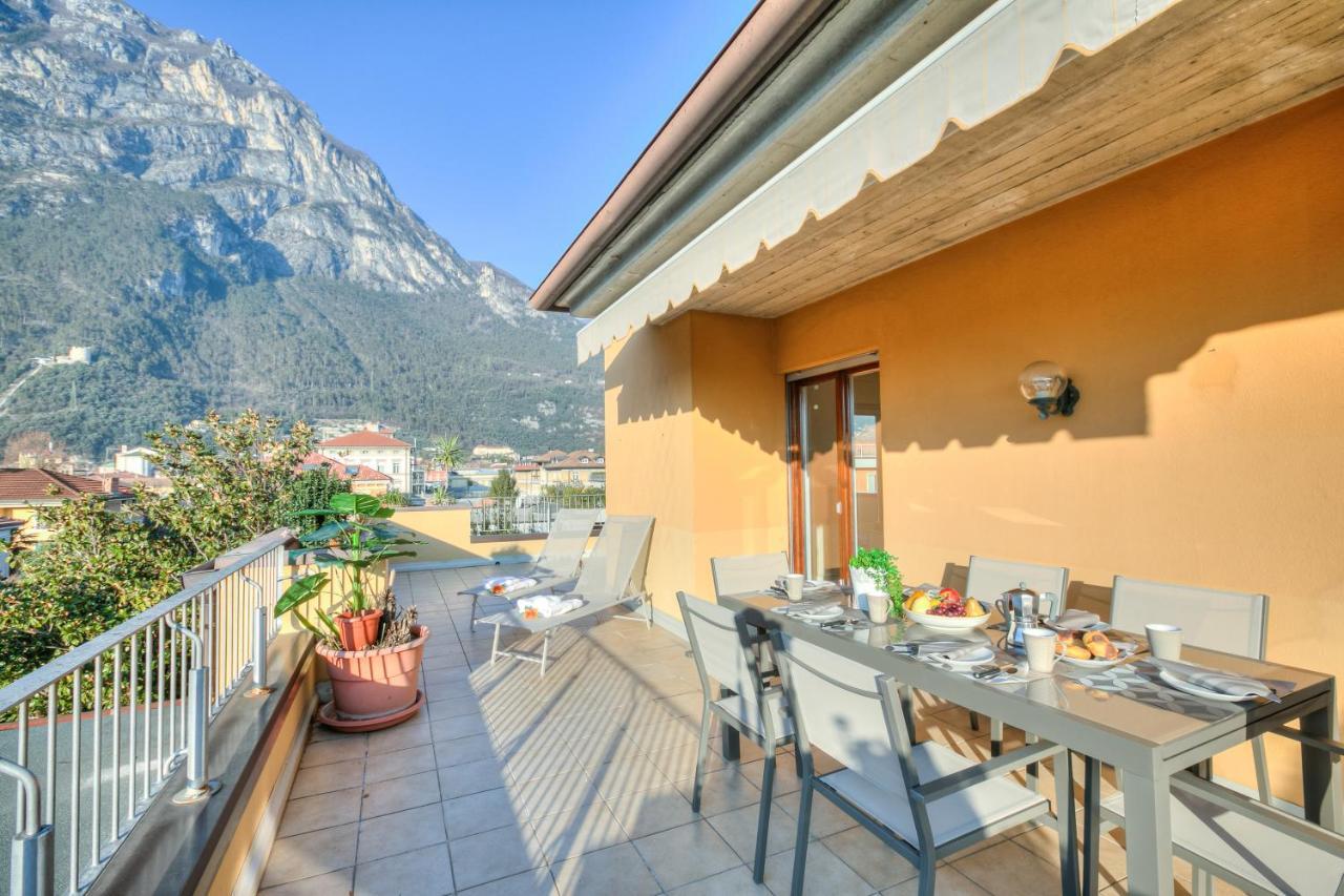 Antares150M From The Lake - Happy Rentals Riva del Garda Exteriör bild