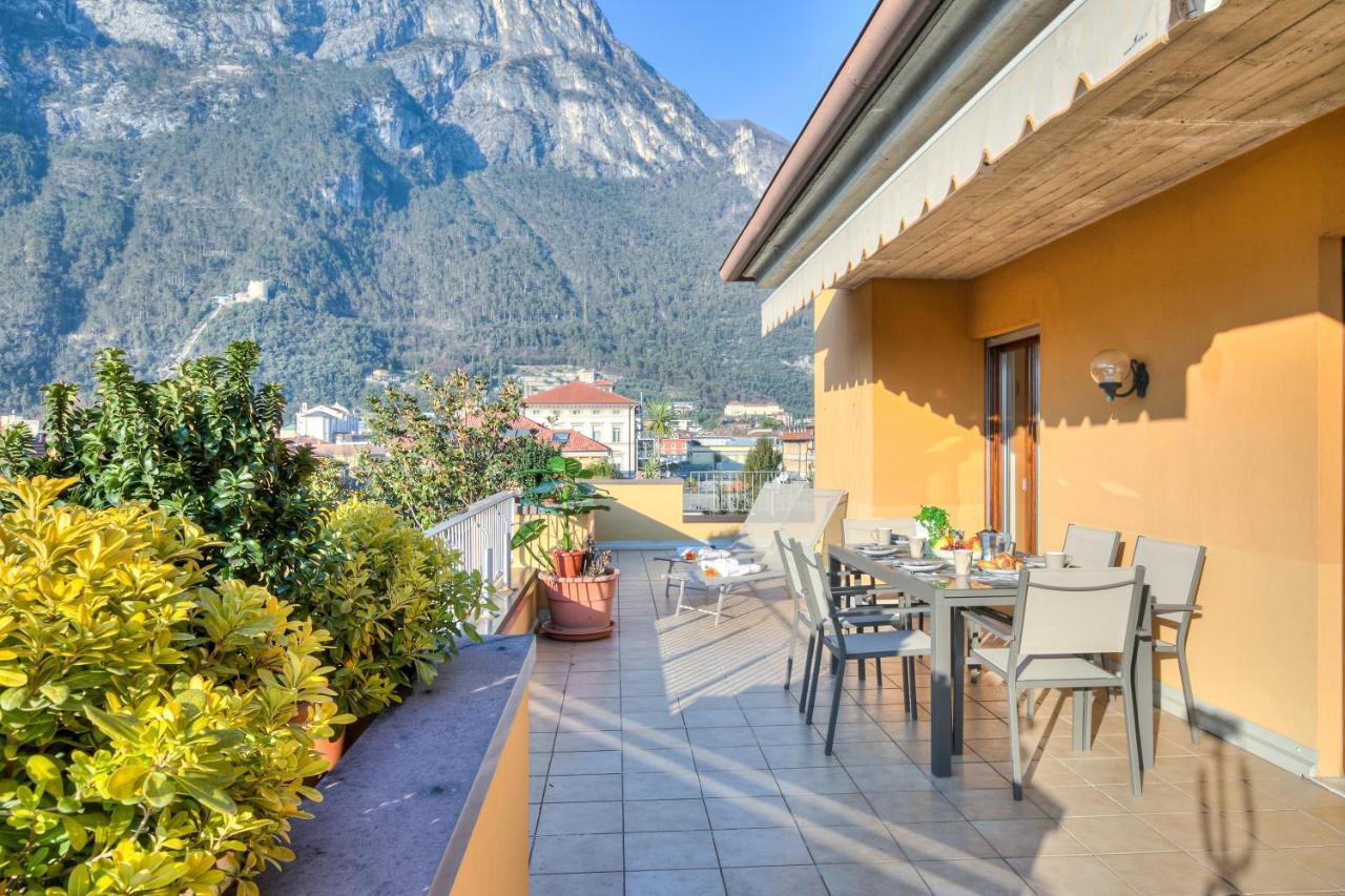 Antares150M From The Lake - Happy Rentals Riva del Garda Exteriör bild